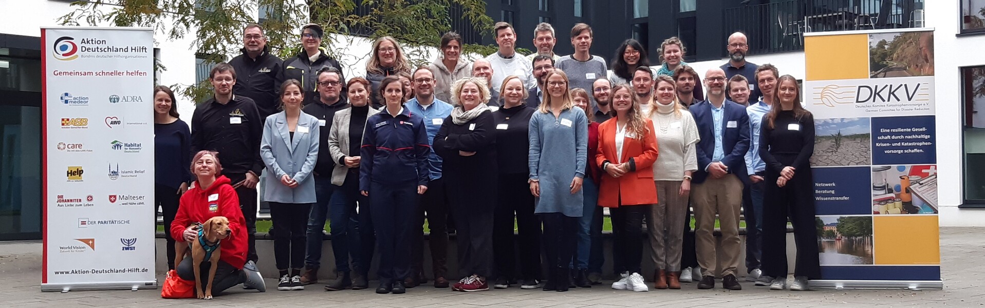Gruppenfoto Teilnehmende des DKKV Events