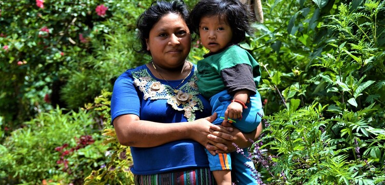 Frau mit Kind in Guatemala Frau mit Kind in Guatemala