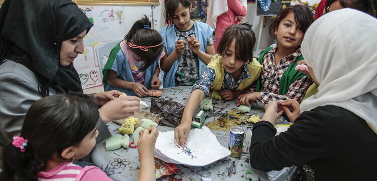 Im Kinderzentrum des Flüchtlingscamps werden Mädchen und Jungen betreut.