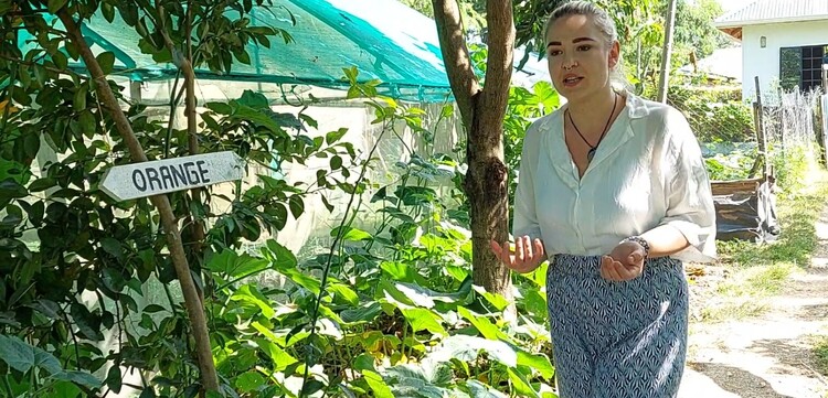 Isabella Gaudlitz von TERRA TECH bei einem Hilfsprojekt in Kenia