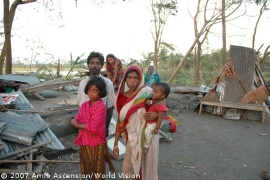 Zyklon Bangladesch: Familie