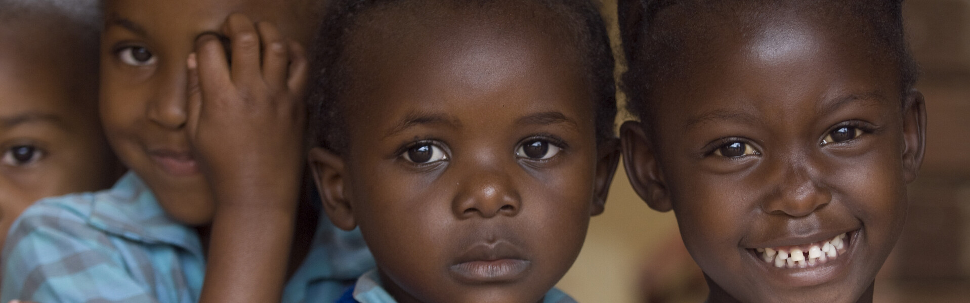 Kinder aus Simbabwe, einem Nachbarland von Südafrika