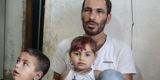 Ein Mann und seine Kinder in Beirut, Libanon (Archivbild)