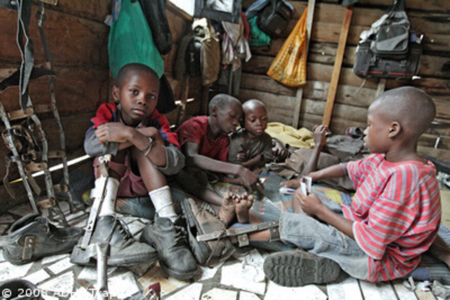 Kongo: Kinder im Kinderheim