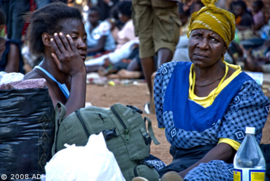 Simbabwe: Zwei Frauen auf der Flucht der Cholera