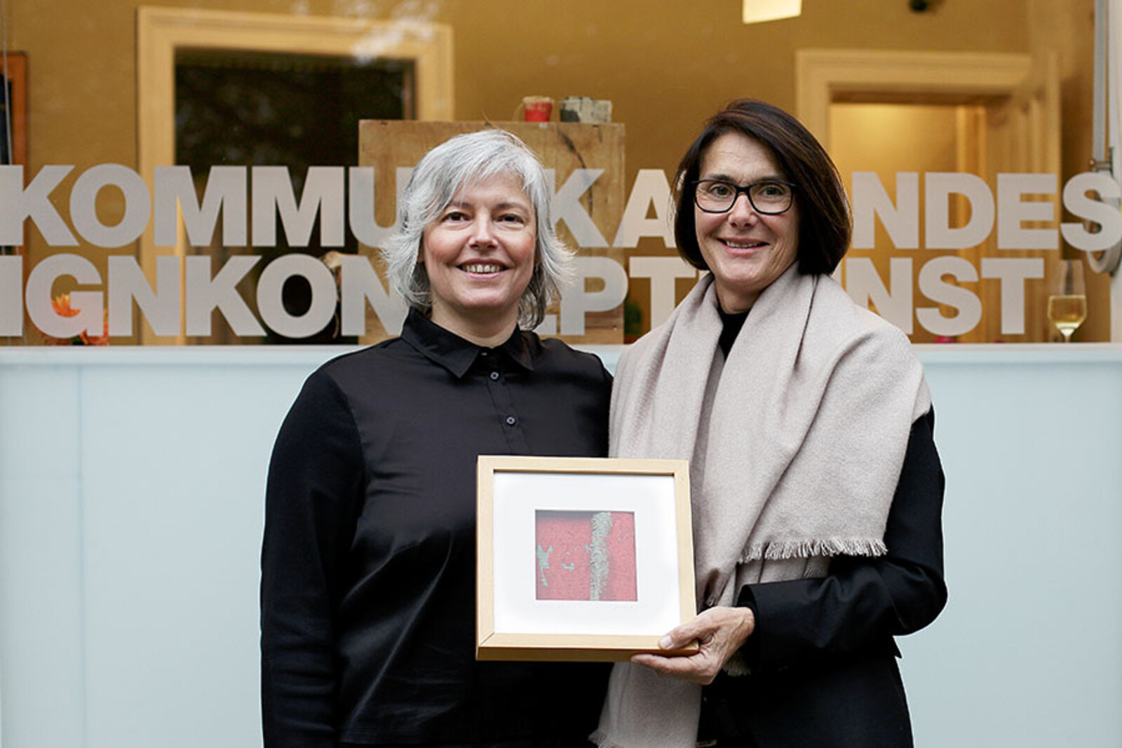 Corinna Walter und Miriam Reith gründeten die VORREITHER Charity Auktion 