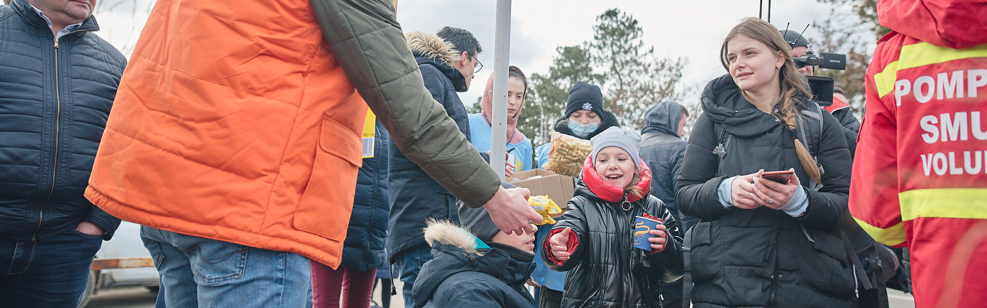 Flüchtlingshelfer Alberto Roca von World Vision hilft Menschen aus der Ukraine