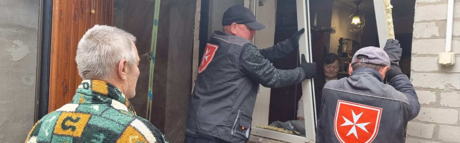 Helfer von Malteser International leisten Winterhilfe in der Ukraine