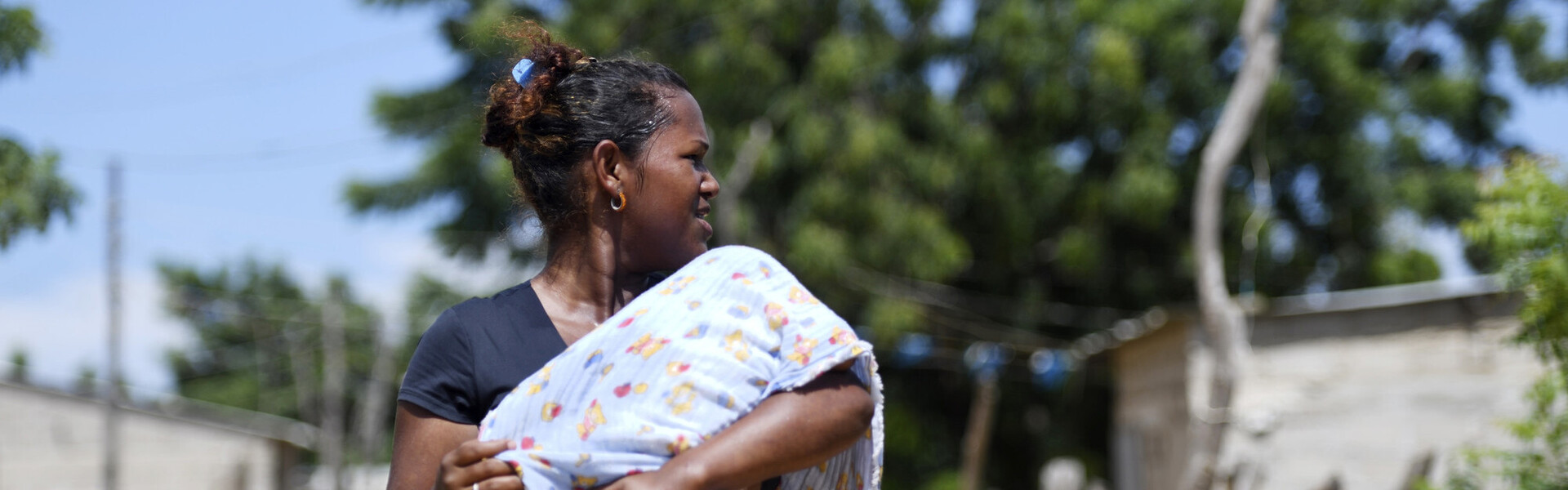 Frau und Kind aus Venezuela nach Flucht nach Kolumbien