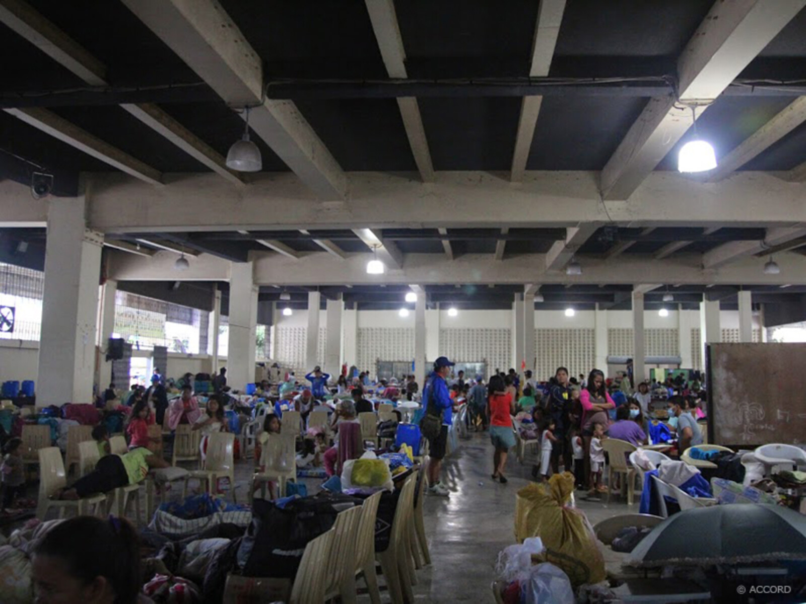 In Evakuierungszentren wie diesem fanden in Tacloban mehr als 30.000 Menschen Schutz vor dem Wirbelsturm.