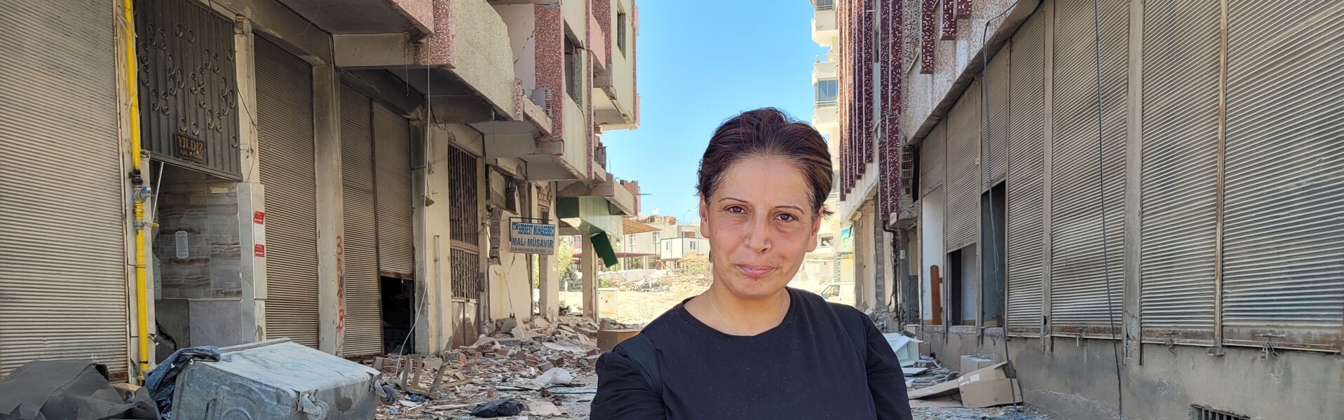 Elcin verlor während des Erdbebens in der Türkei ihre beiden Kinder