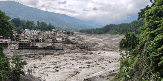 Schwere Zerstörung nach Sturzflut in Nepal