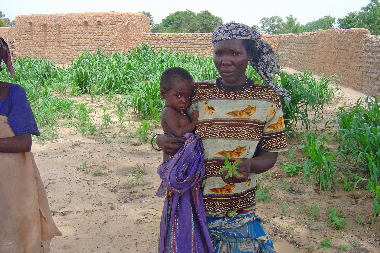 Frau und Kind im Niger (Archivbild) 