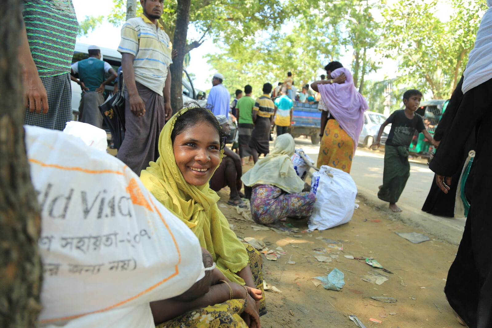 Menschen im Flüchtlingslager Cox’s Bazar in Bangladesch in Asien