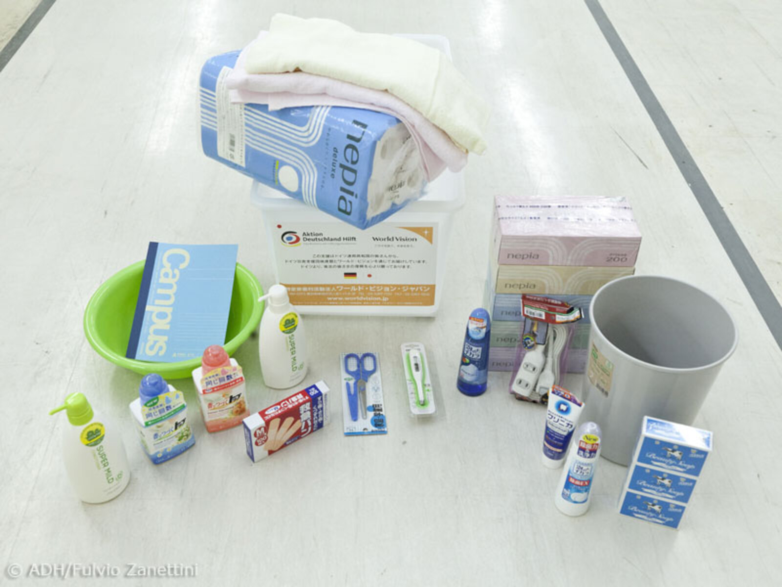Ein Hygiene-Kit von World Vision