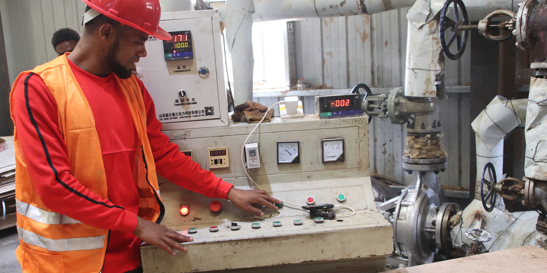 Sultan Aragaw hat dank TERRA TECH Ausbildung gemacht Sultan Aragaw hat dank TERRA TECH Ausbildung gemacht