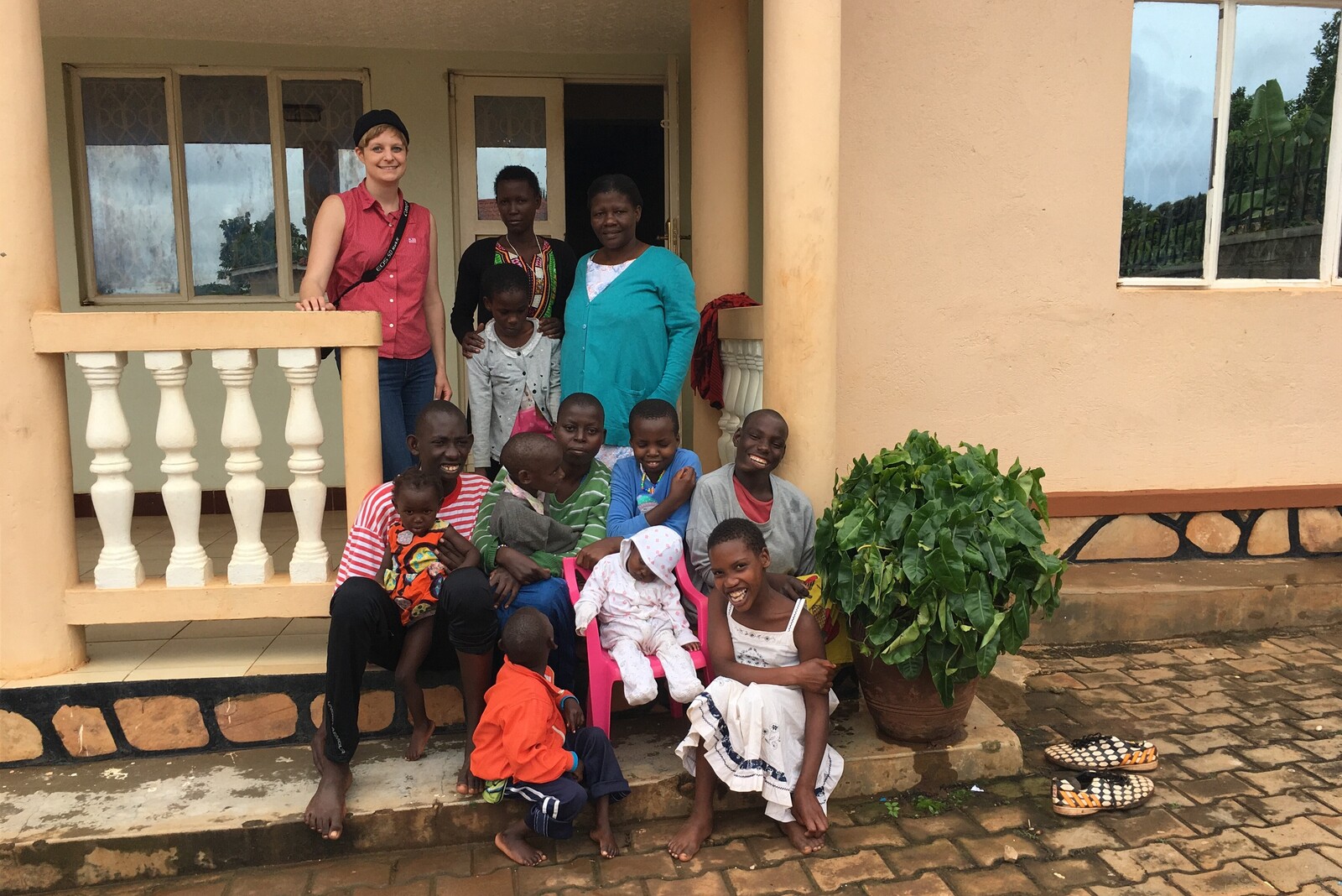In Uganda besuchte Johanna Sagmeister ein Projekt von Malteser International für Kinder mit Behinderung.