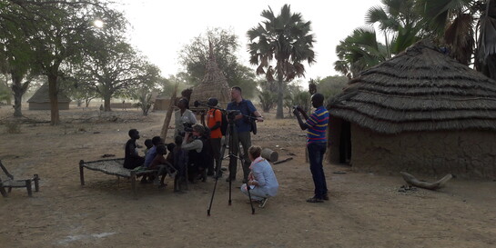 ARD-Korresponent Volker Schwenck während der Medienreise mit Aktion Deutschland Hilft im Südsudan