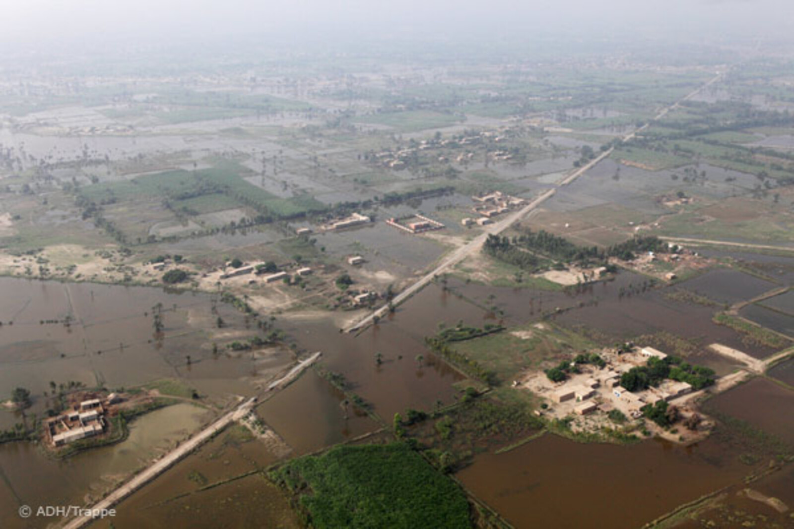 Flut Pakistan: Blick auf überflutete Gebiete im Süden am 31.08.2010