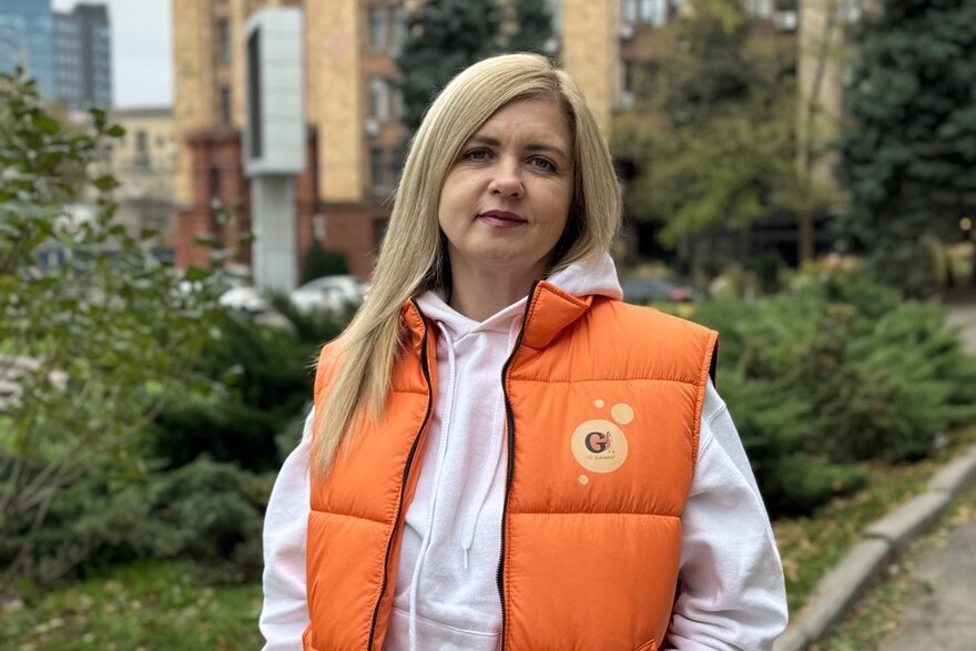 Portrait von Yana Medvedieva, Koordinatorin des Rechtsbereichs von Divchata