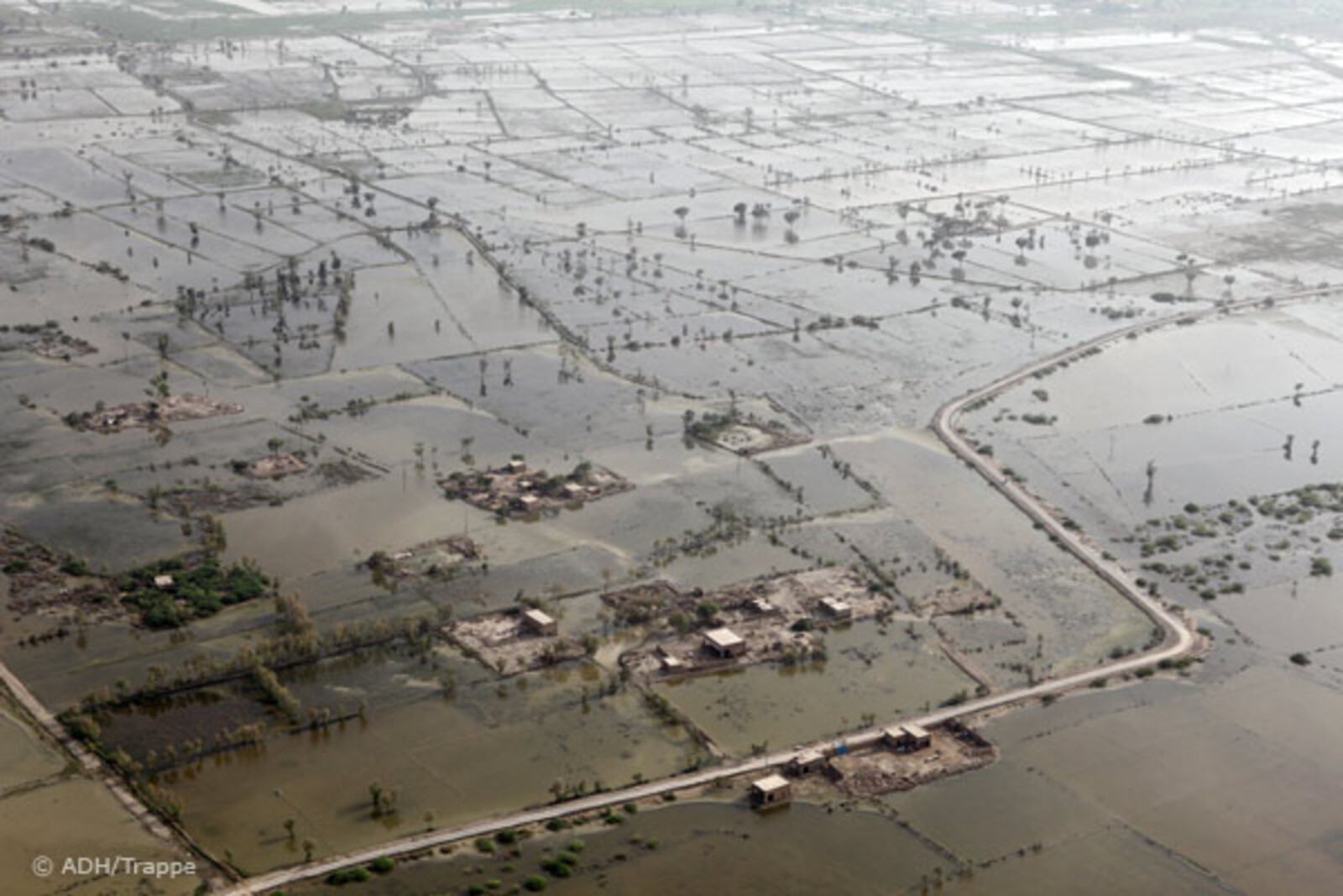 Flut Pakistan: Blick auf überflutete Gebiete im Süden am 31.08.2010