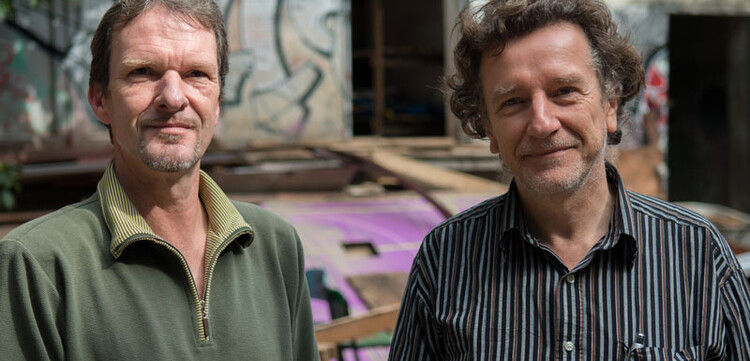 002-bs-hochwasser-okt-2 Roland Gebert und Stefan Bünsow waren die letzten, die das Peißnitzhaus verlassen haben