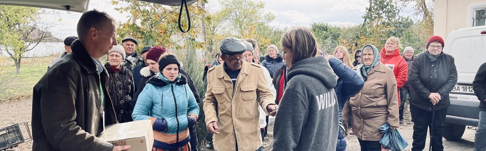 Philipp Francke von New Dawn liefert Hilfspakete an Menschen in der Ukraine