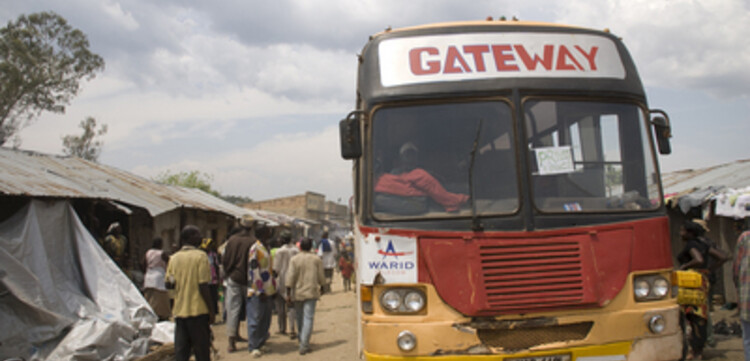 Kongo: Ein vom UNHCR gecharterter Bus