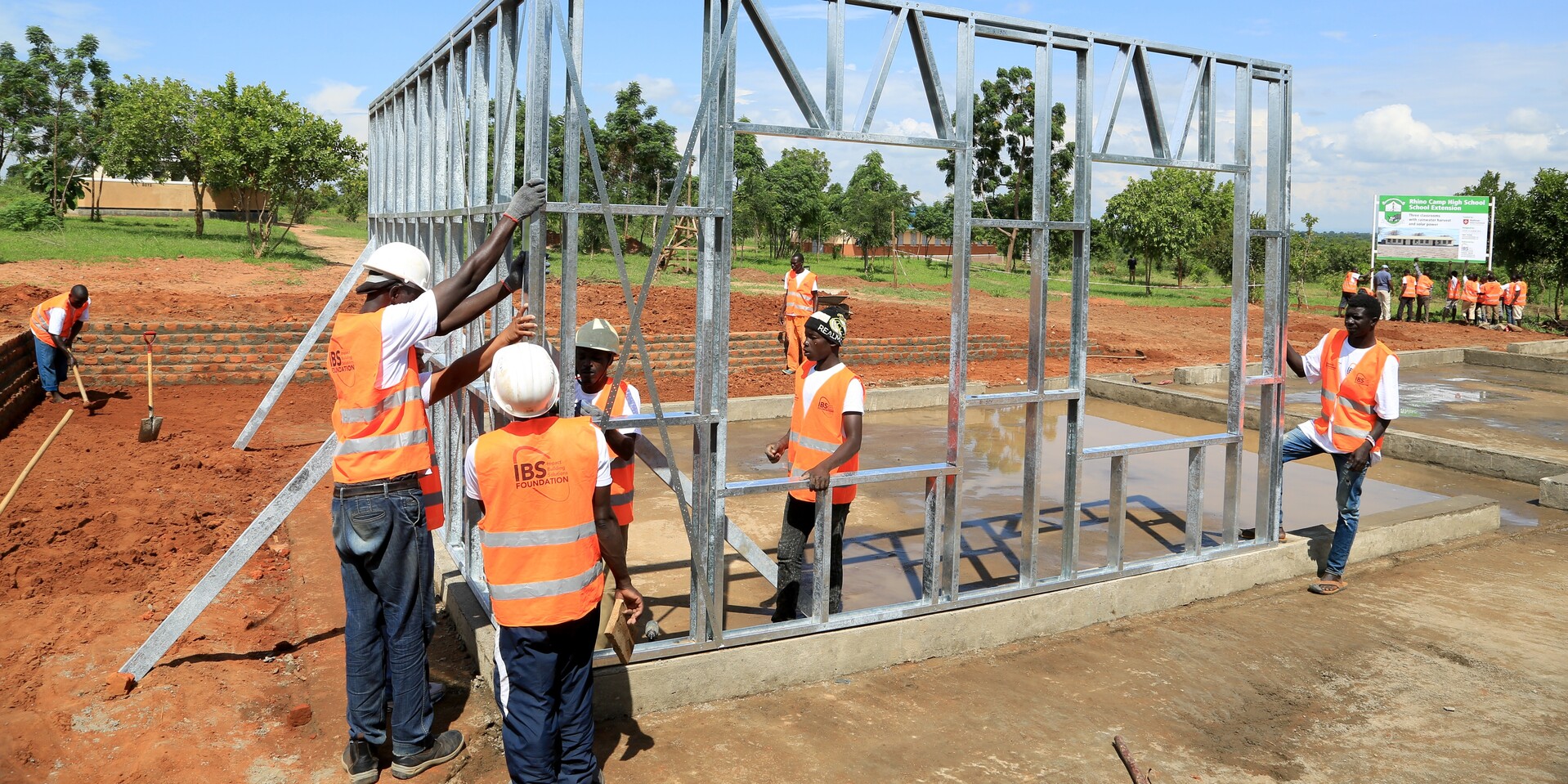 Nachhaltiges Bauprojekt in Uganda eröffnet Flüchtlingen aus dem Sudsudan Alternativen Nachhaltiges Bauprojekt in Uganda eröffnet Flüchtlingen aus dem Sudsudan Alternativen