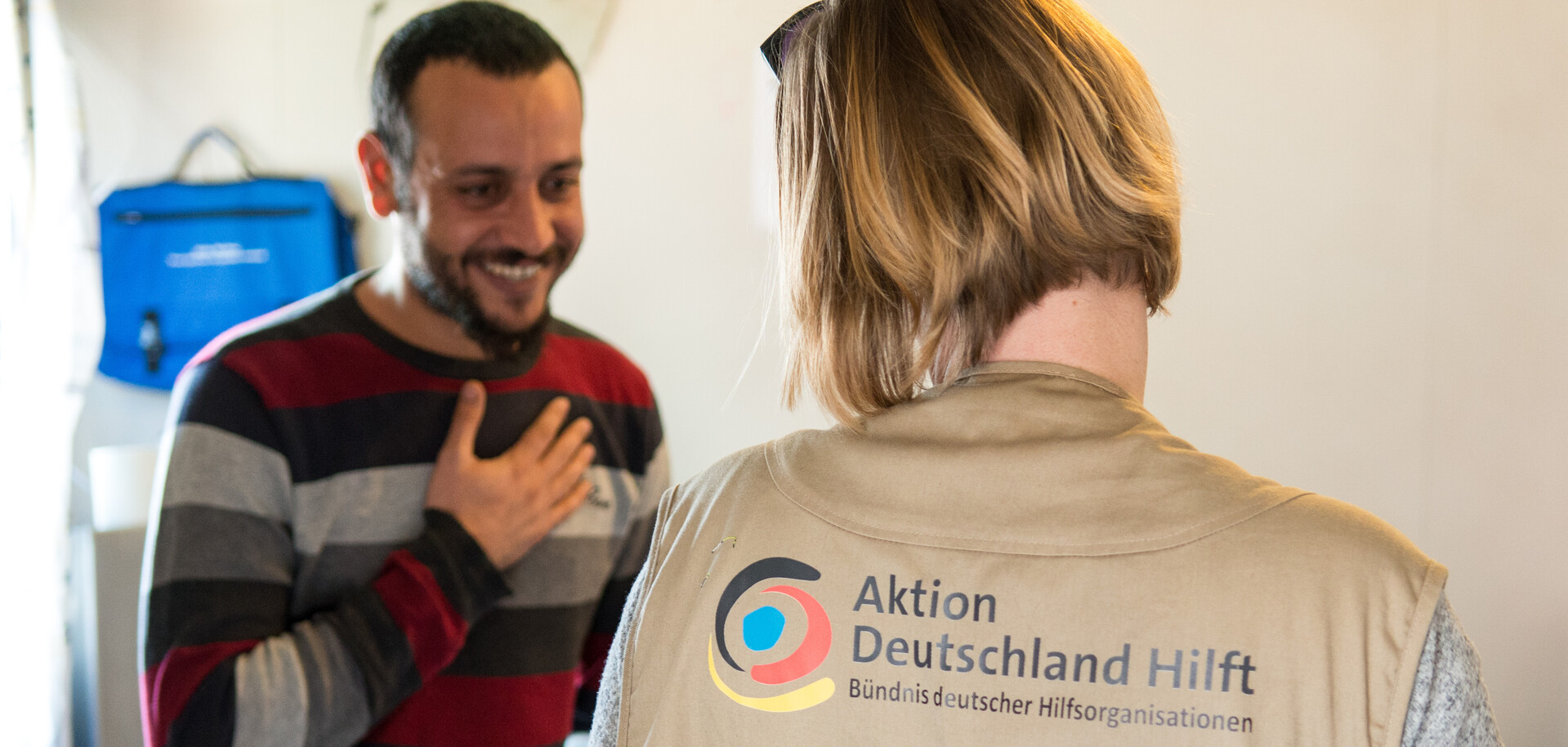 Flüchtlingscamp in Griechenland: Unser Bündnis hilft Menschen in Not weltweit Flüchtlingscamp in Griechenland: Unser Bündnis hilft Menschen in Not weltweit