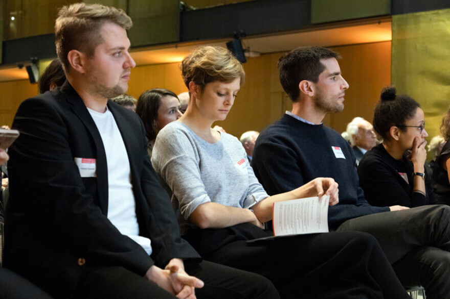 Die Journalisten Karsten Kaminski, Johanna Sagmeister, Sebastian Schneider und Thembi Wolf Die Journalisten Karsten Kaminski, Johanna Sagmeister, Sebastian Schneider und Thembi Wolf
