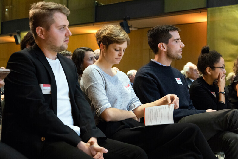 Die Journalisten Karsten Kaminski, Johanna Sagmeister, Sebastian Schneider und Thembi Wolf Die Journalisten Karsten Kaminski, Johanna Sagmeister, Sebastian Schneider und Thembi Wolf