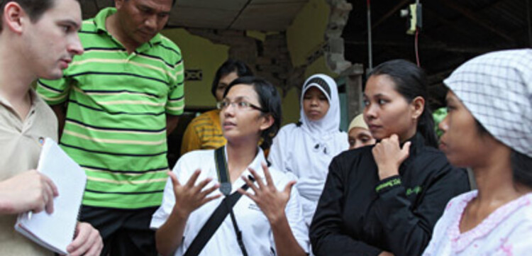 Katastrophen Südostasien: Gespräch mit Betroffenen