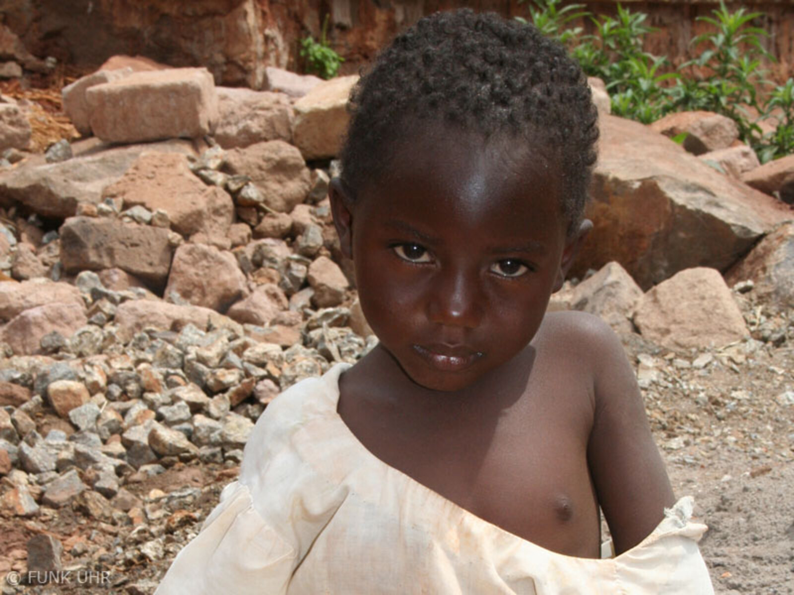 Dank „Hand in Hand für Afrika“ konnte Joyce mit Medikamenten versorgt und gerettet werden.