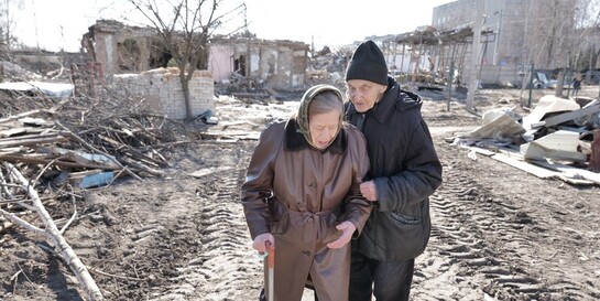 Menschen in der Ukraine auf der Flucht