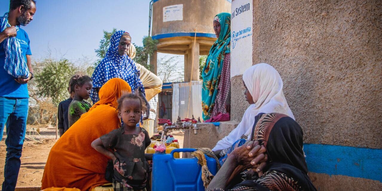 Tausende Menschen in der Somali-Region können dank neuer Zapfstellen sauberes Wasser trinken Tausende Menschen in der Somali-Region können dank neuer Zapfstellen sauberes Wasser trinken