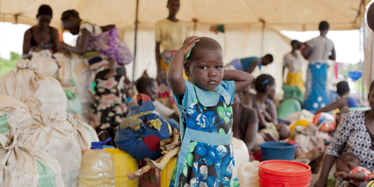 Hilfe nach der Naturkatastrophe: Hilfsgüter für Kinder, Frauen und Männer in Malawi