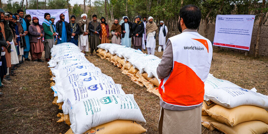 World Vision unterstützt Bauern in Afghanistan mit Saatgut und Dünger