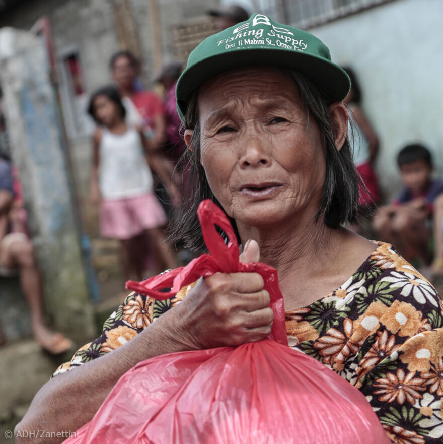 10 Euro finanzieren ein Essens-Paket