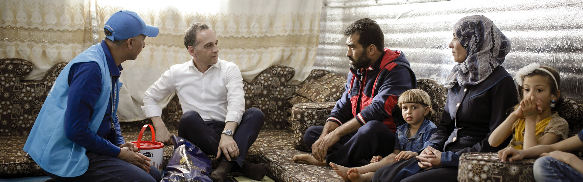 Bundesaußenminister Heiko Maas während des Besuches in einem Flüchtlingscamp in Jordanien