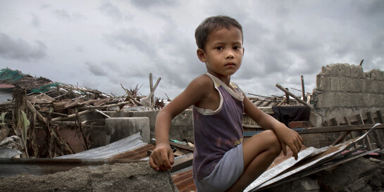 Zerstörung auf den Philippinen nach Taifun Haiyan 2013. Nun bedroht Taifun Mangkhut den Inselstaat (Archivbild)