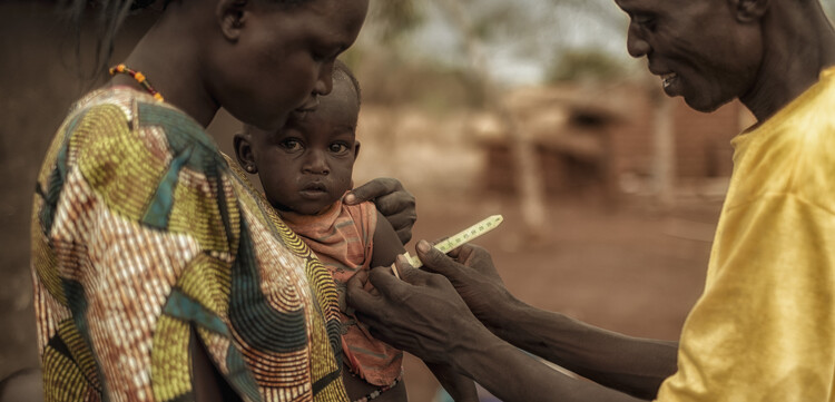 Mit Armut gehen oft Hunger, Mangel- und Unterernährung einher - weitverbreitete Probleme in Subsahara-Afrika Mit Armut gehen oft Hunger, Mangel- und Unterernährung einher - weitverbreitete Probleme in Subsahara-Afrika