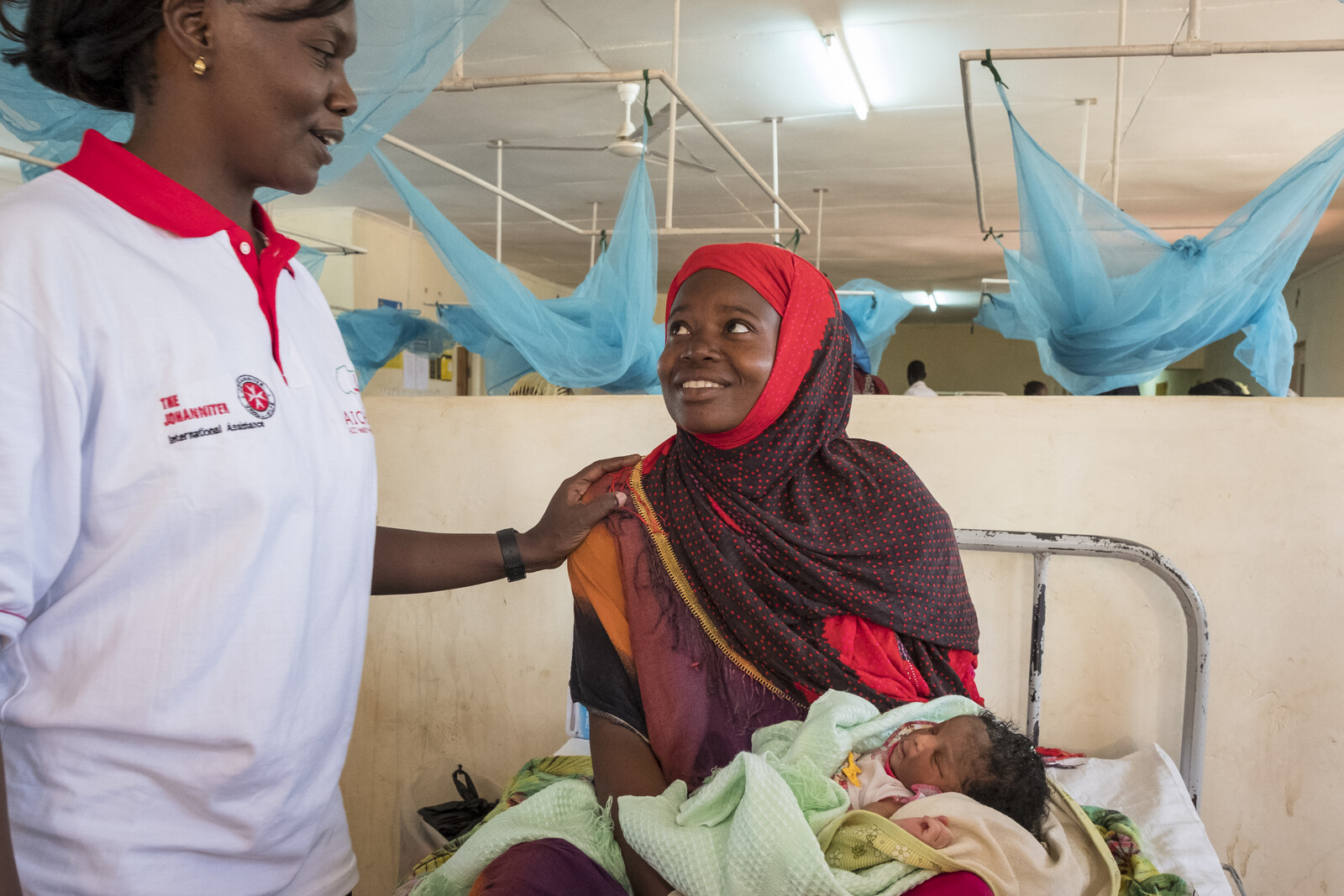 In einem Krankenhaus in Kenia werden vor allem Frauen und kleine Kinder medizinisch versorgt 