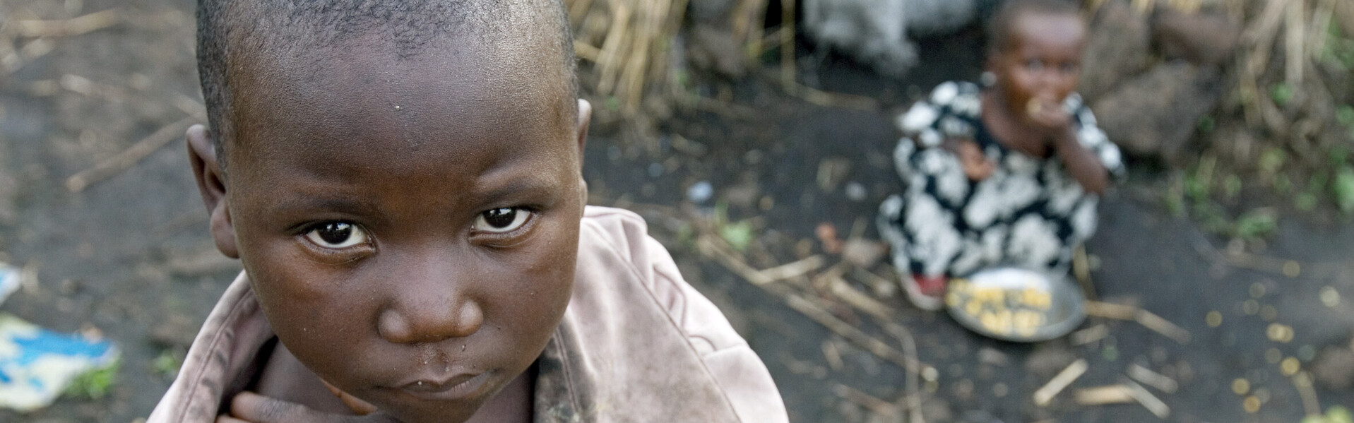 Kinder in einem Flüchtlingscamp in DR Kongo 