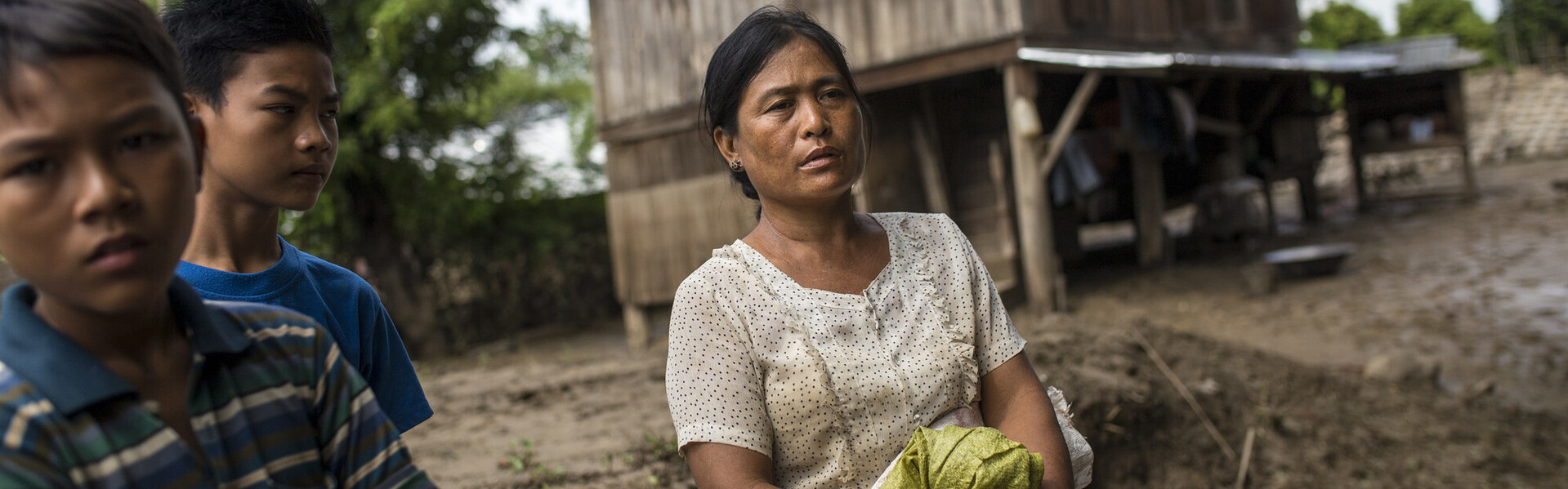 Menschen nach Naturkatastrophe in Myanmar (Archiv-, Symbolbild)