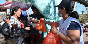 Taifun Südostasien: Jetzt spenden & helfen!