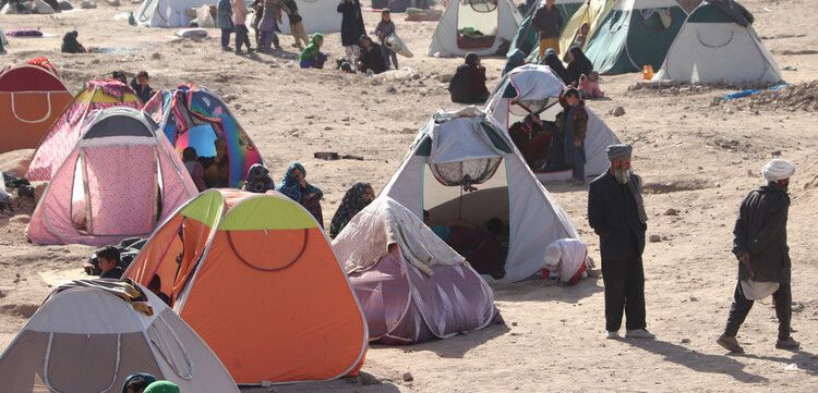 Ein Zeltlager für Geflüchtete in Afghanistan, Help - Hilfe zur Selbsthilfe/Afghanistan Ein Zeltlager für Geflüchtete in Afghanistan, Help - Hilfe zur Selbsthilfe/Afghanistan