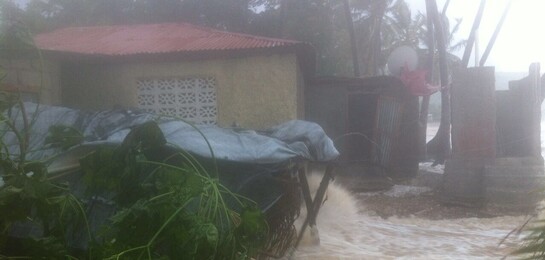 Wassermassen in der von dem Hurrikan bedrohten Haiti