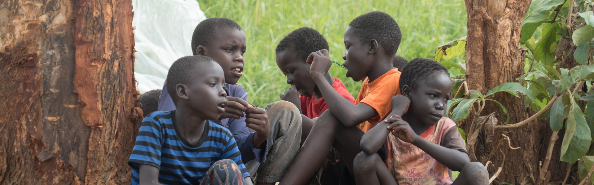 In Uganda lernen geflüchtete Jugendliche aus dem Südsudan, wie sie Konflikte friedlich lösen