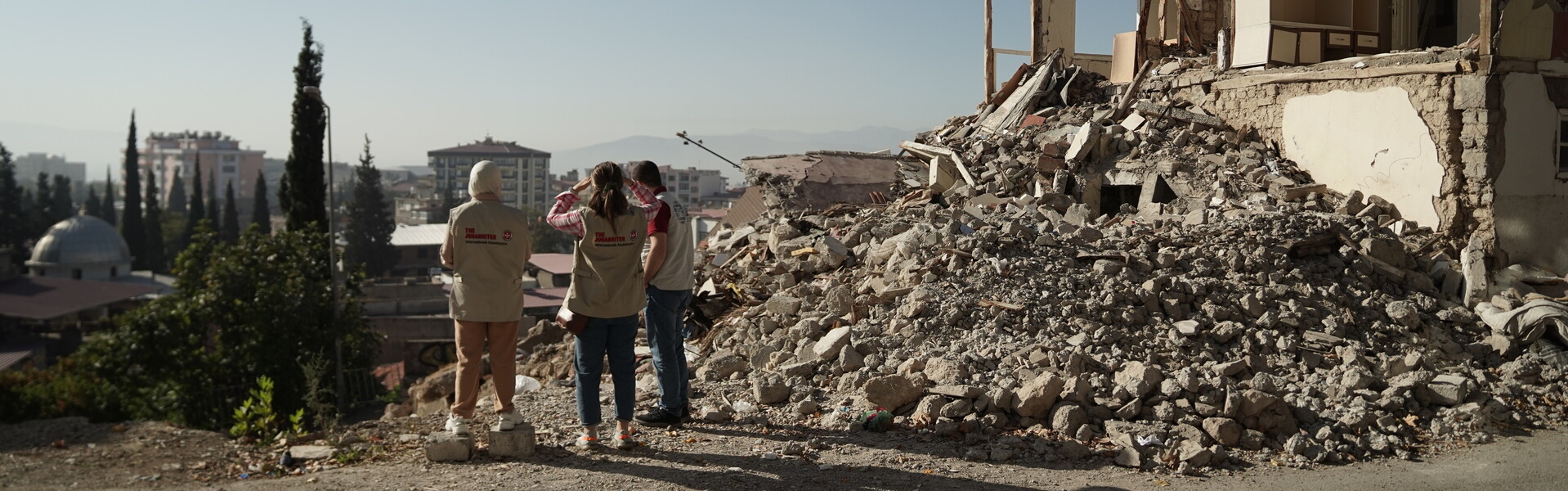 Einsatzkräfte der Johanniter im Katastrophengebiet Türkei/Syrien